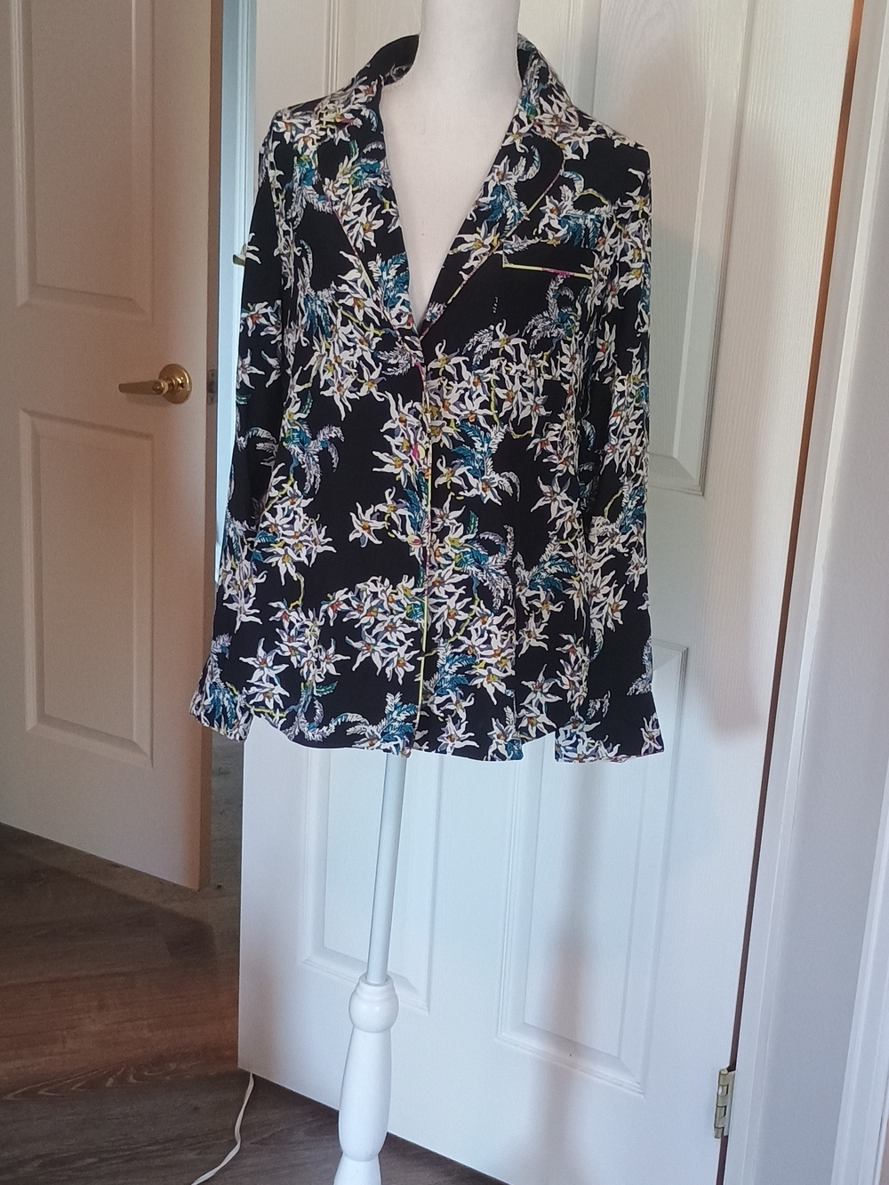 cinq a sept Black Floral Button-Front Blouse with Blue and White Accents